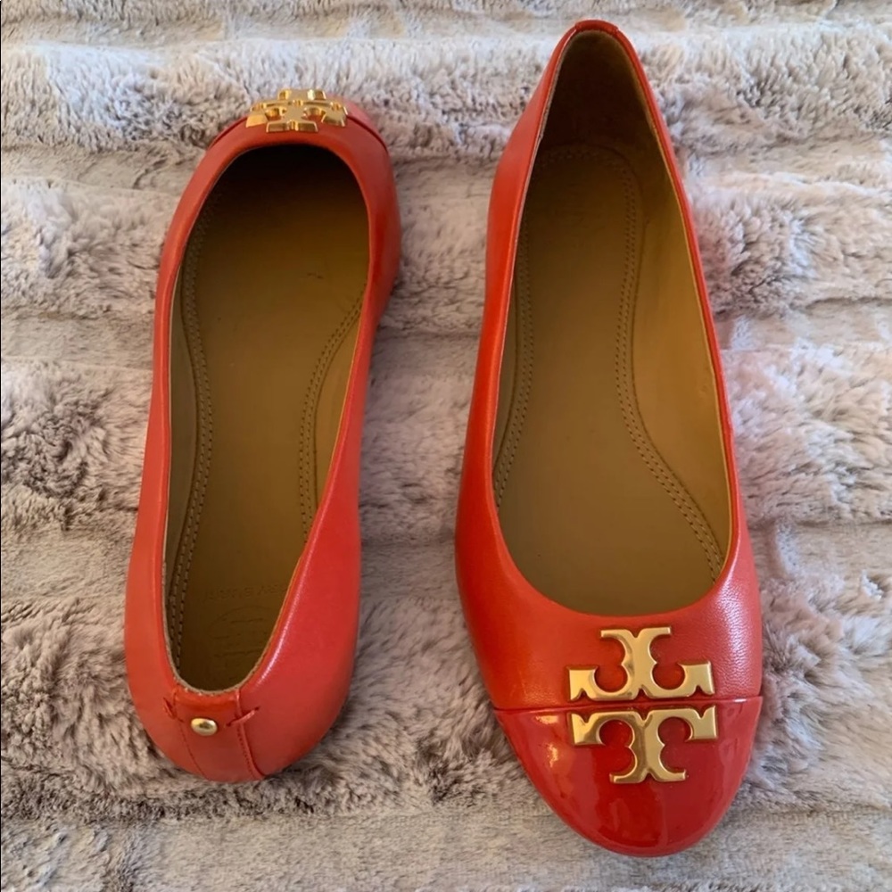 Tory Burch Flats  BRAND NEW (Size 7)